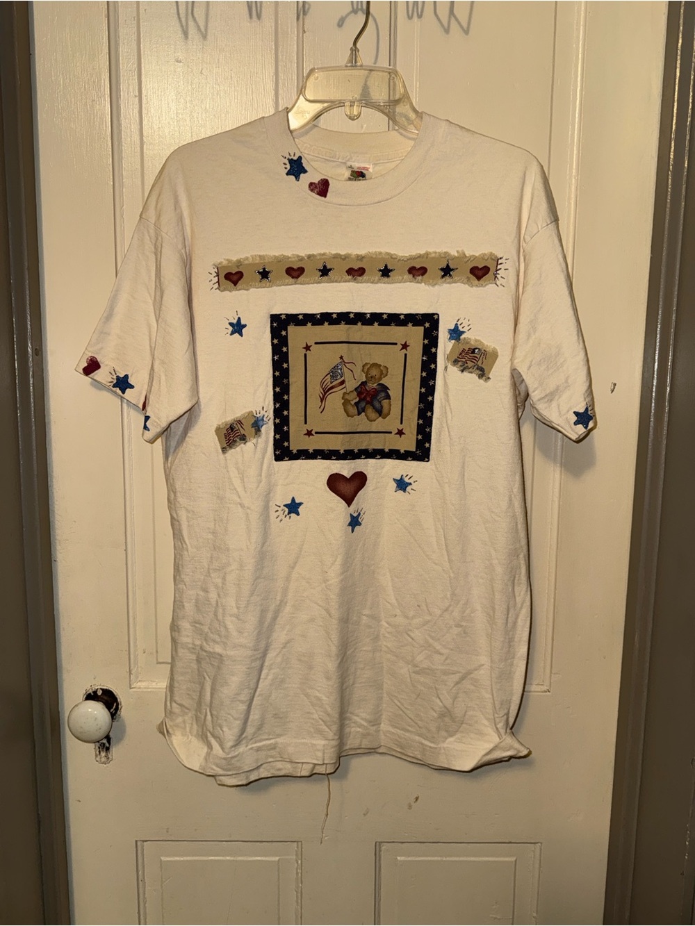 Handmade Adult Women’s  White Patriotic Bear Graphic T‑Shirt Large